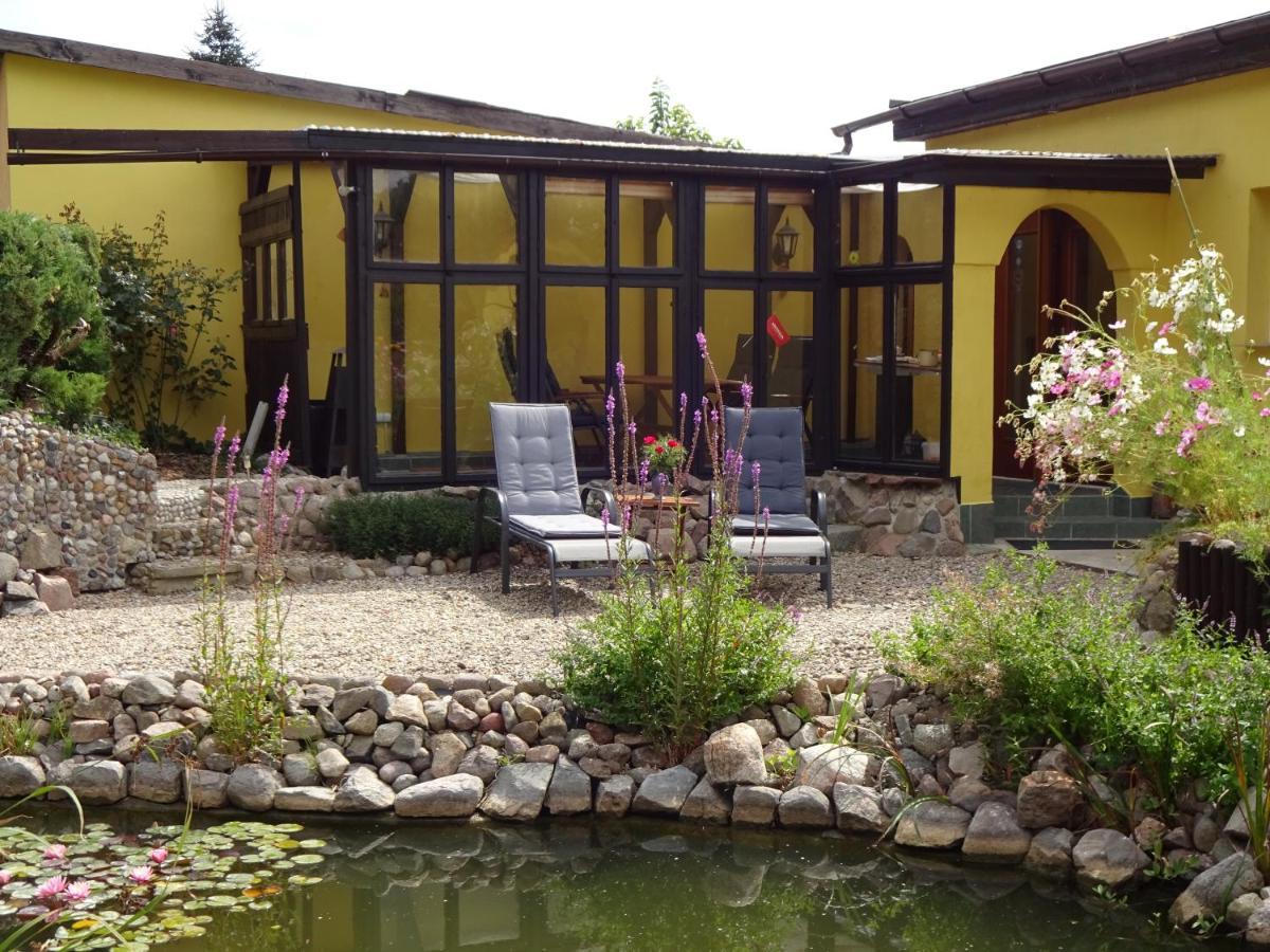 Ferienhaus "Am Gutspark" Alt Tucheband Esterno foto